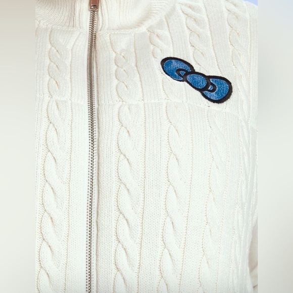 Plus Size Angel Hello Kitty Sweater Vest - Picture 5 of 8